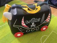 Walizka na kolkach trunki