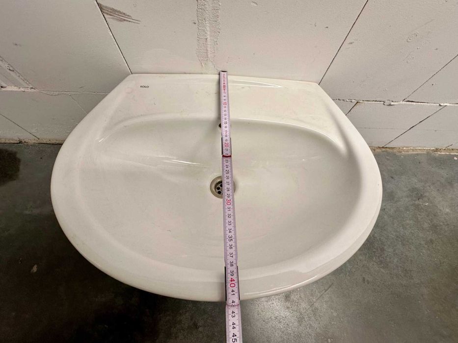 nowa/nieużywana umywalka KOŁO w stanie idealnym z syfonem