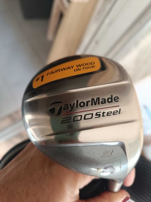 Vendo equipamento de golfe