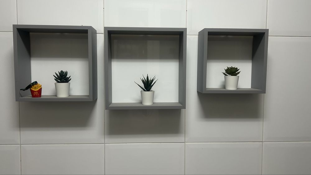 Prateleiras em cubo SPACEO CACTUS SEDA 20/24/28X10CM 15MM (PACK 3 UN)