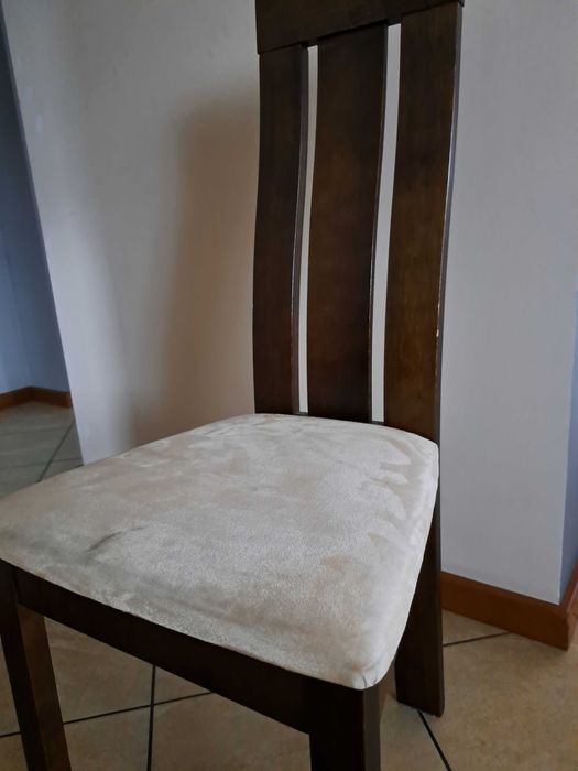 Sprzedam zestaw stół do salonu+8 krzeseł