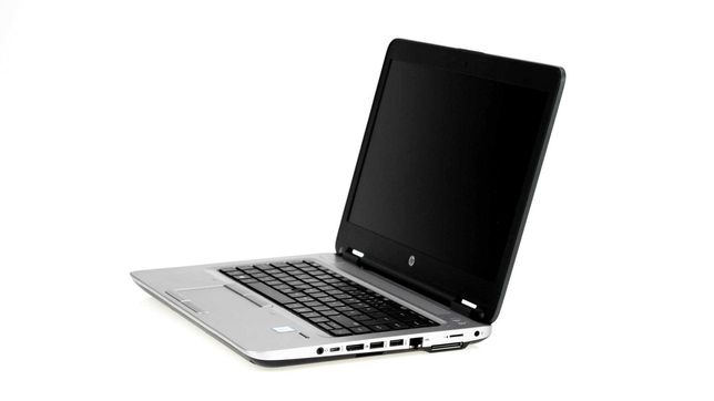 Laptop HP ProBook 640 G2 i3-6gen 8GB
128GB SSD FHD KAM Windows