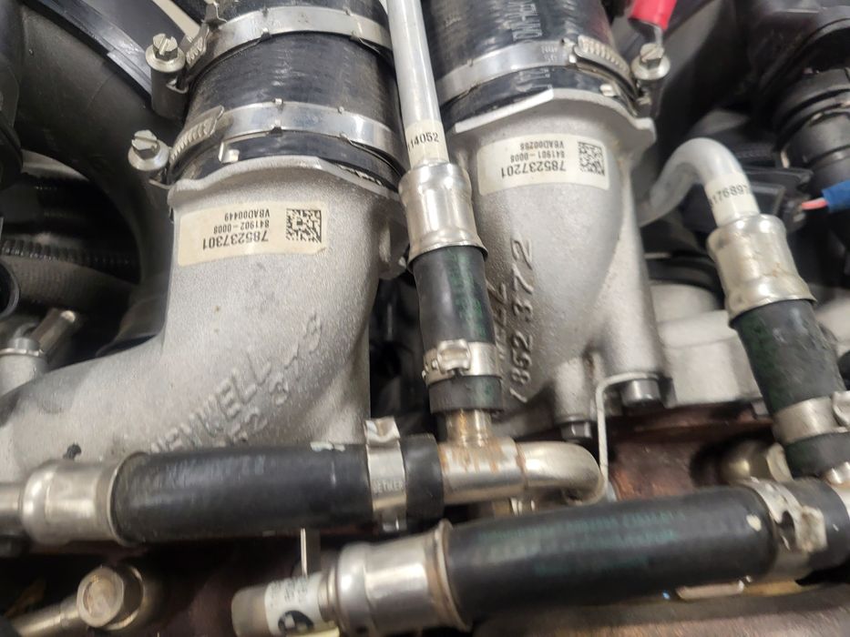 Silnik bmw m5 f90 G30 m8 f92 f93 4.4 v8 600km 625km Kompletny