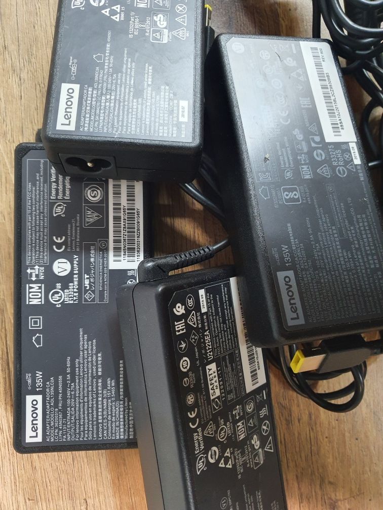 Зарядка зарядное блок питания Lenovo USB Pin 135w оригінал