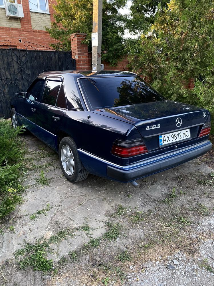 Продам Mercedes w124