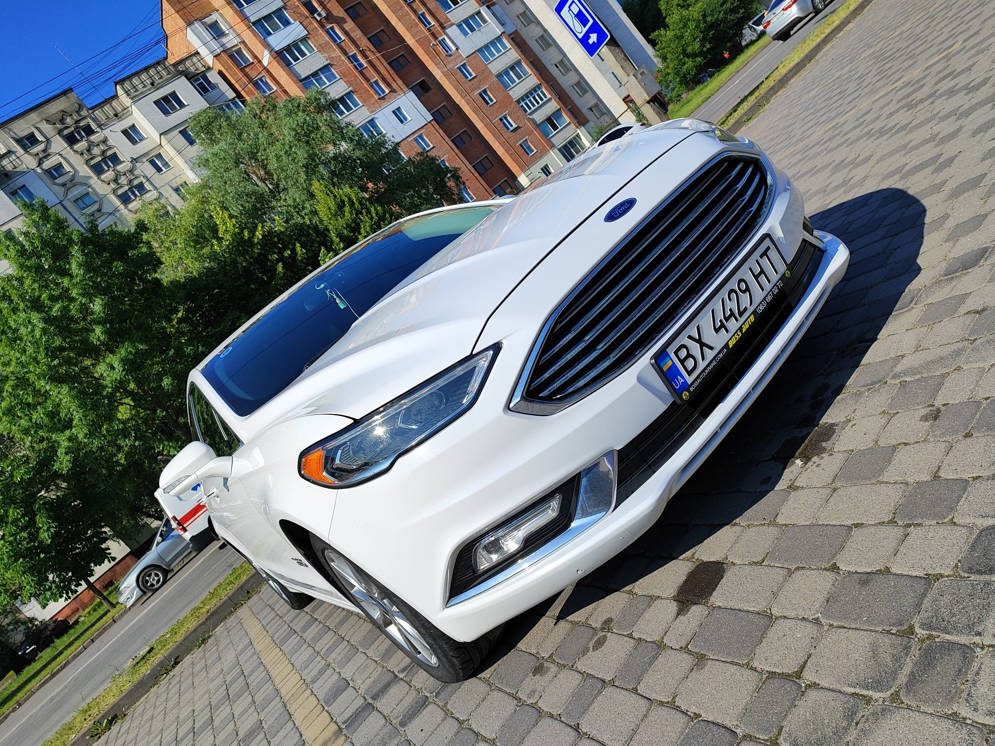 Ford Fusion (HEV)