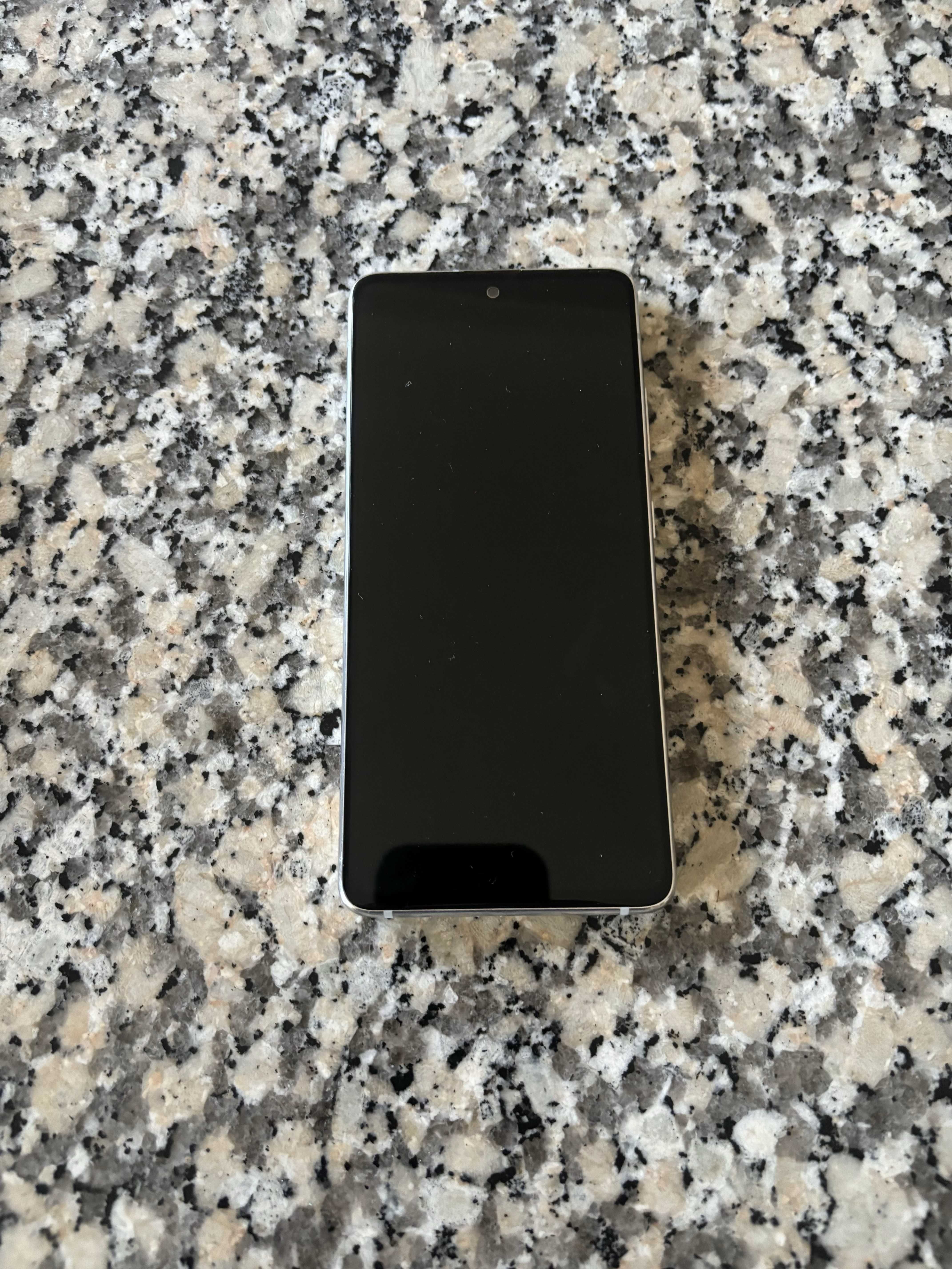 Smartphone Samsung A51 5G + Capas + Película