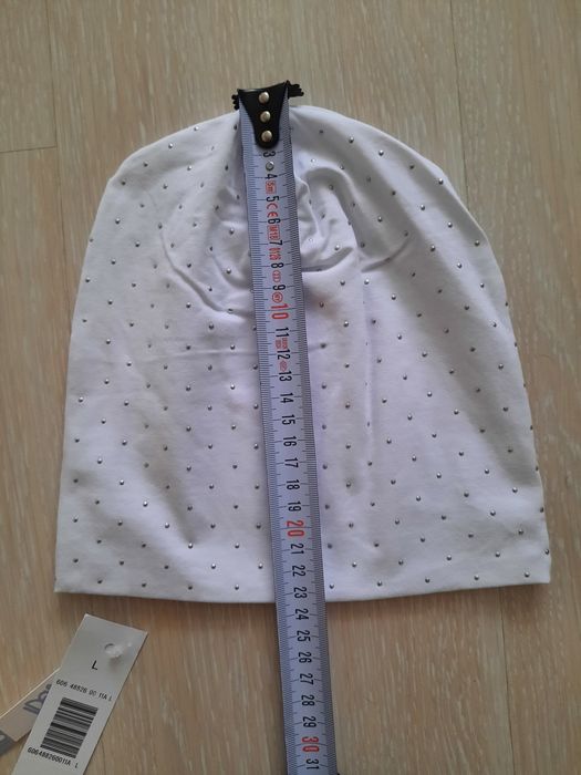 Новая белая демисезонная шапка Idexe шапочка для девочки