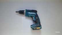 Makita DFS452 18V bezszczotkowa akumulatorowa wkrętarka do płyt GK