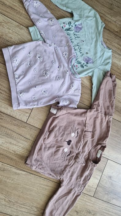 Swetry dla dziewczynki 92