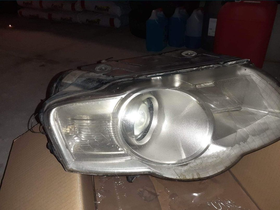 Lampa/reflektor prawa przód VW PASSAT B6 EUROPA