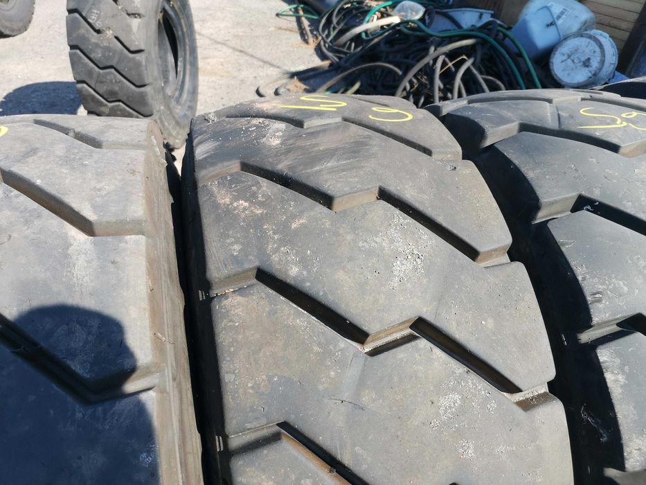 315/70r15 Opony Michelin XZM 80% Radial 300-15