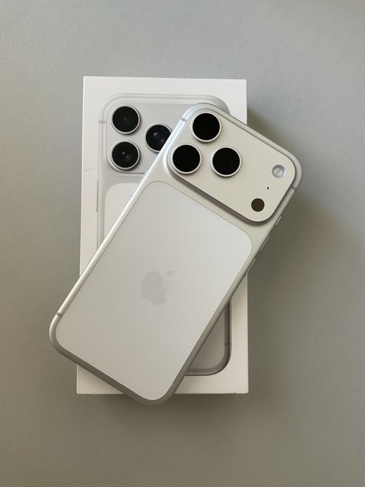 iPhone 17 Pro - 256Gb Novo
