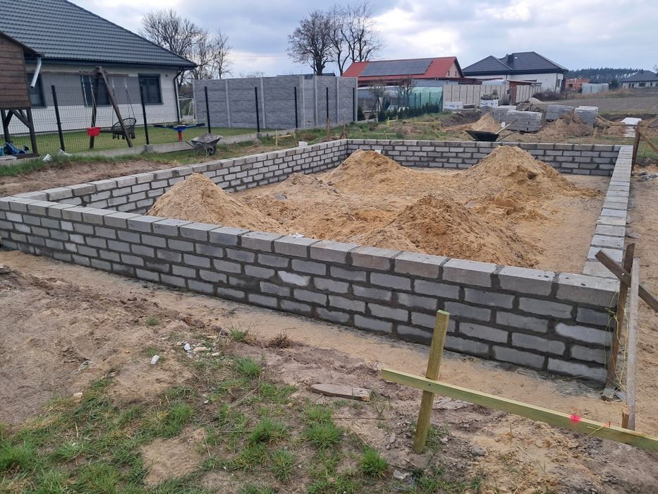 Budowa domów, fundamenty, mury,schody, stropy