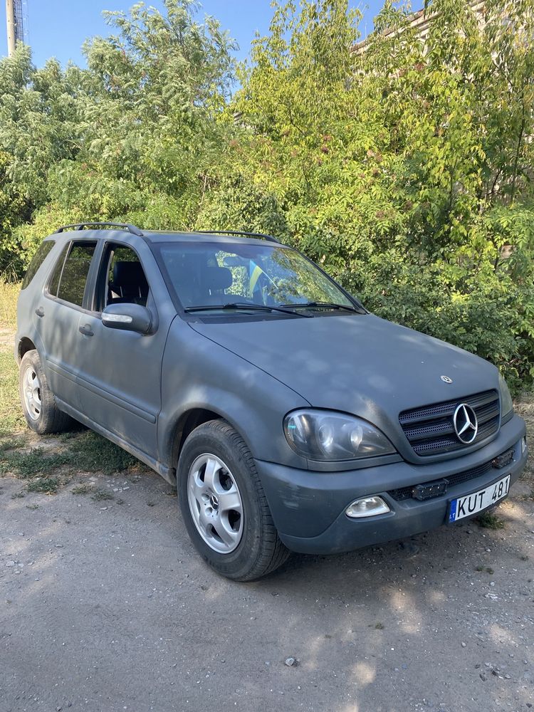 Mersedes benz ML 270 cdi 2002