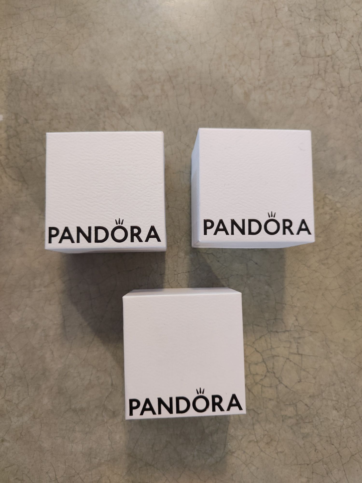 1 szt. Pudełko prezentowe pandora na charms lub pierścionek
