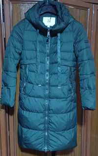 Зимове жіноче пальто Розмір 44(М)