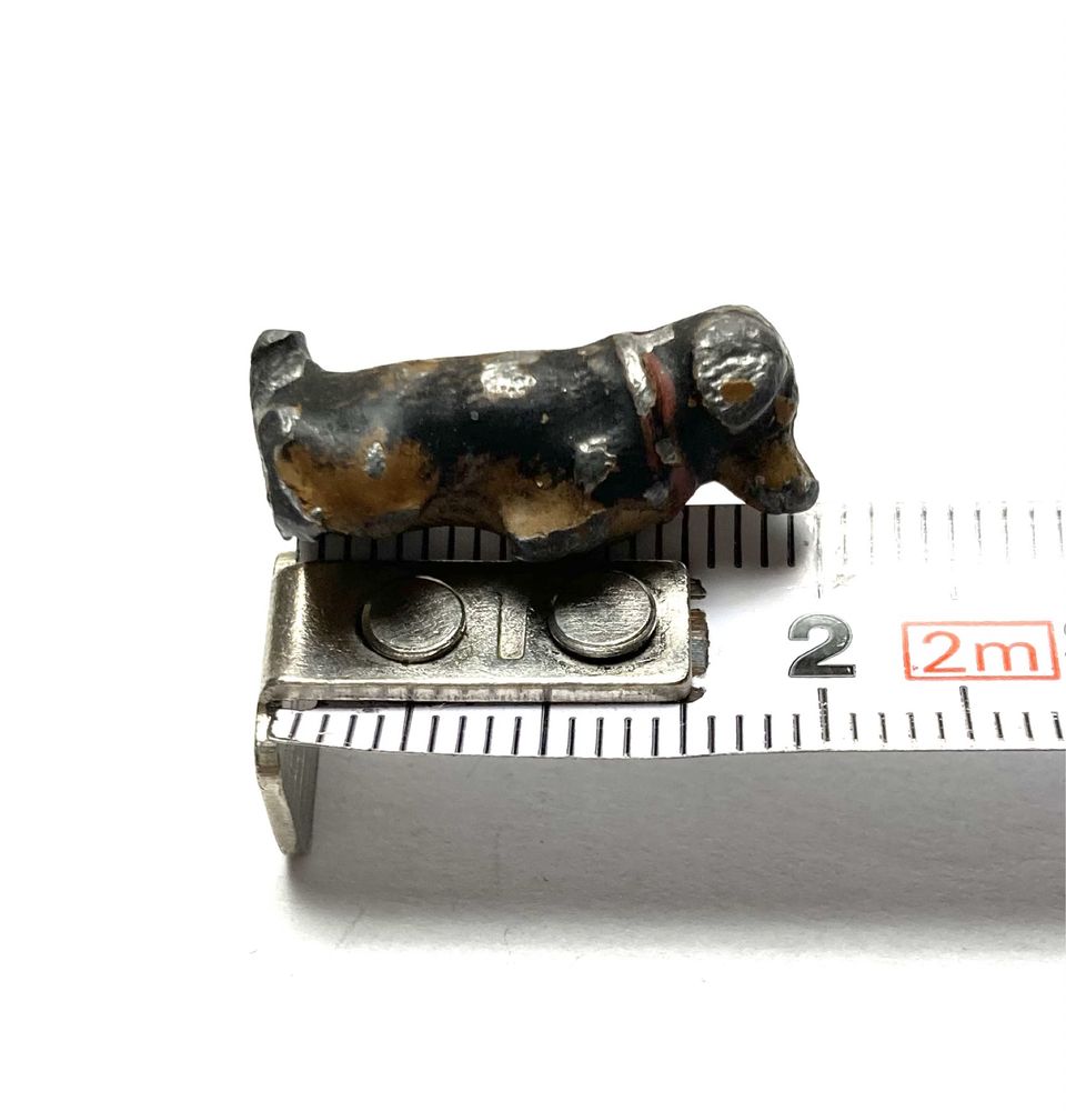 Antyk żeliwna miniatura figurka pies z angielskiego domku dla lalek