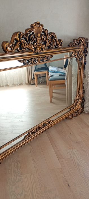 Продається дзеркало старовинне широна 2м. Висота 120 деталі по телефон