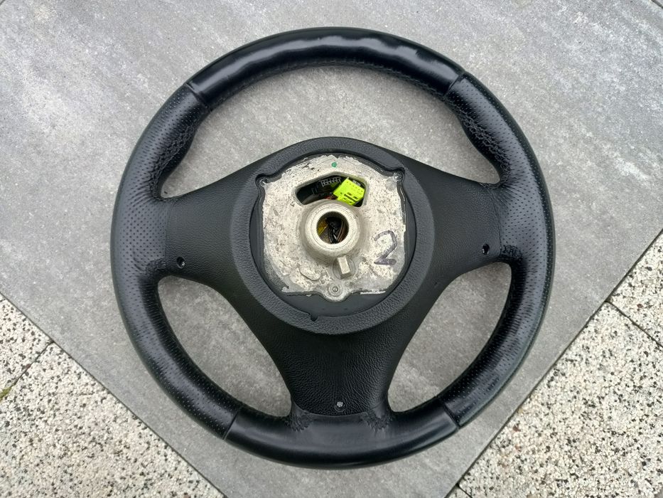 Oryginalna Kierownica Mpakiet BMW E90 E91 E92 E93 E81 E82 E87 E88 X1