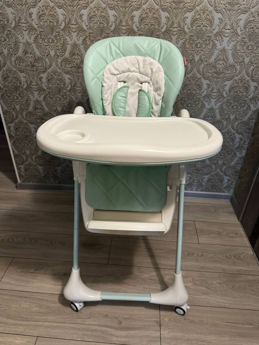 Стільчик для годування Carrello