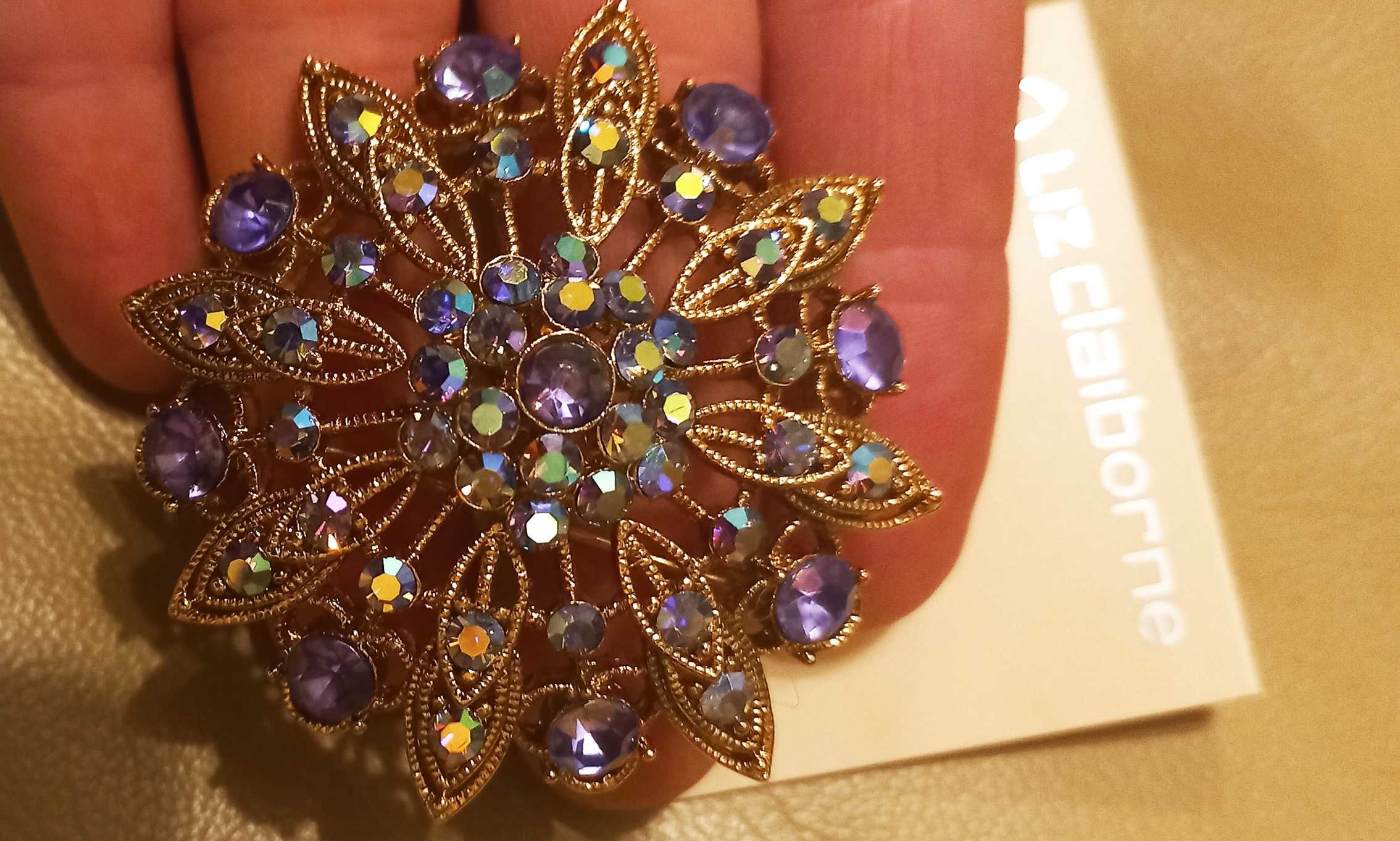 Брошь новая Liz Claiborne