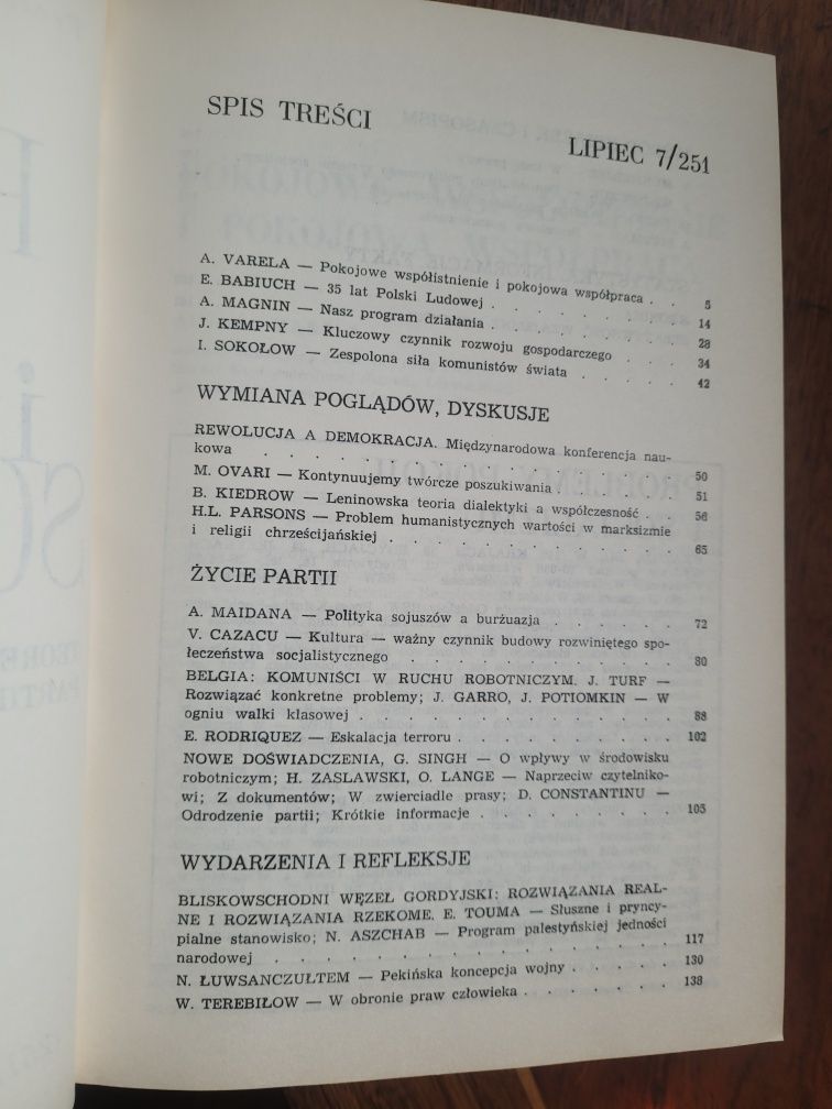 Problemy Pokoju i Socjalizmu / Rocznik 1979 w 2 oprawionych tomach