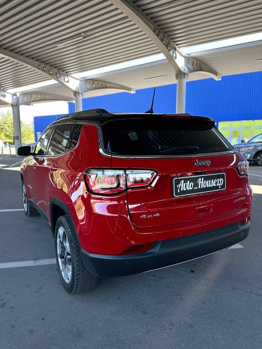 Продам Jeep Compass