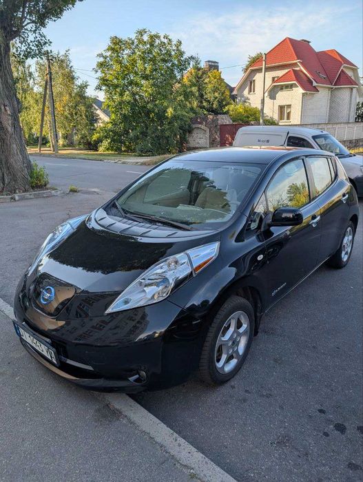 Nissan Leaf 2012 • обігрів керма і сидінь • камера • обмін можливий