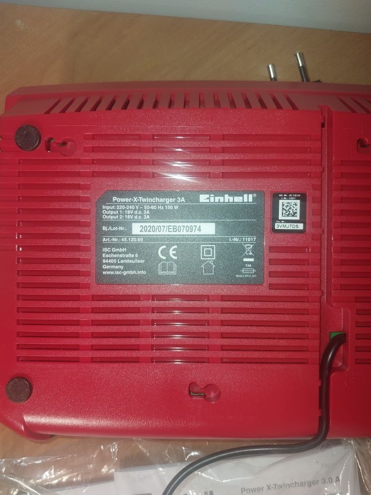 Зарядное устройство Einhell Power X-Change Power-X-Twincharger 3 A