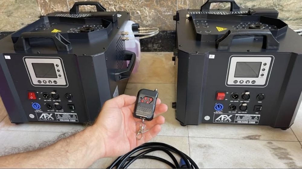 2x Afx Light Máquina de Fumos VOLCANO 2000W 36 LEDS 1W RGB