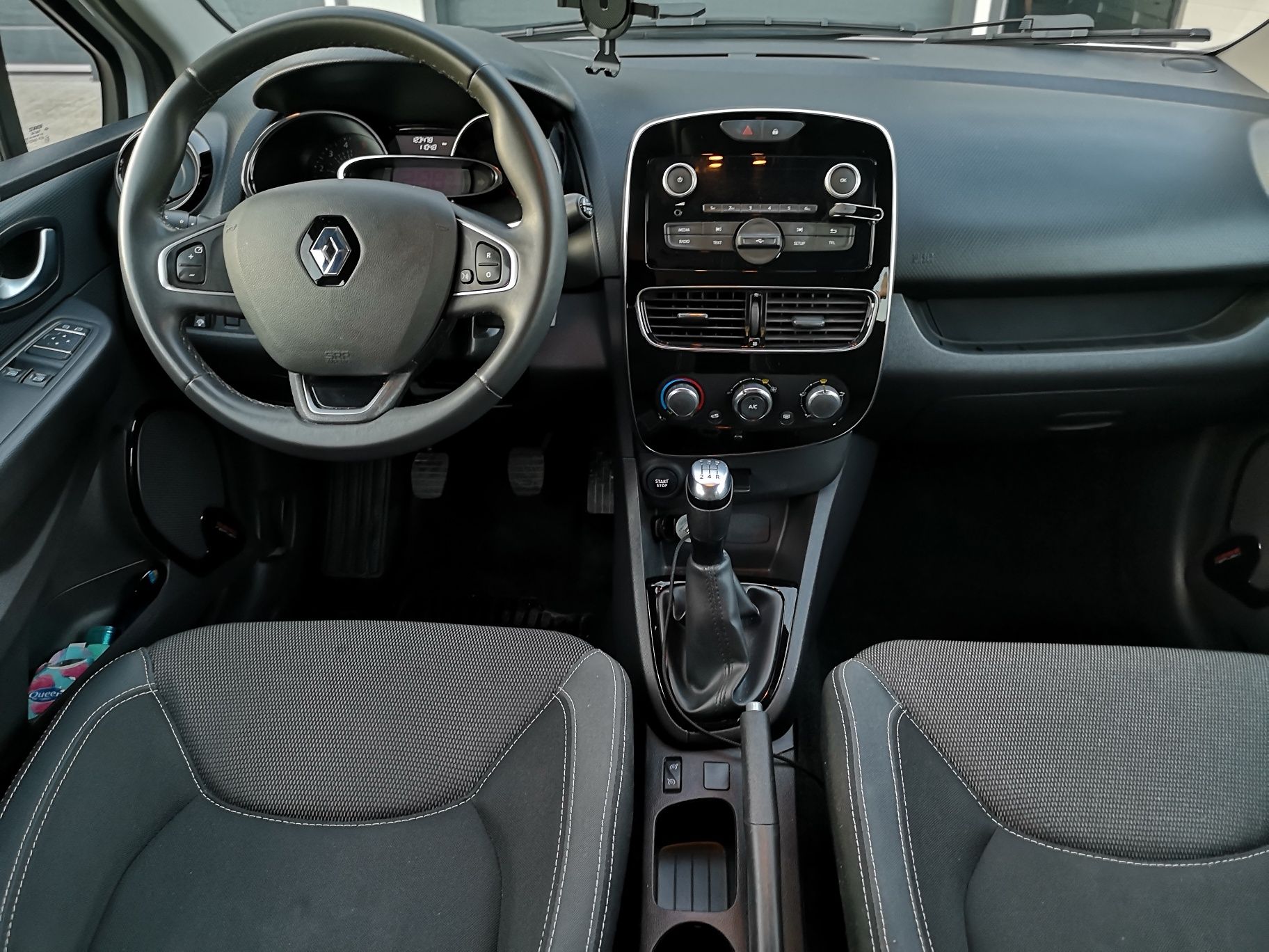 Sprzedam Renault Clio, salon super stan, Faktura vat 23%
