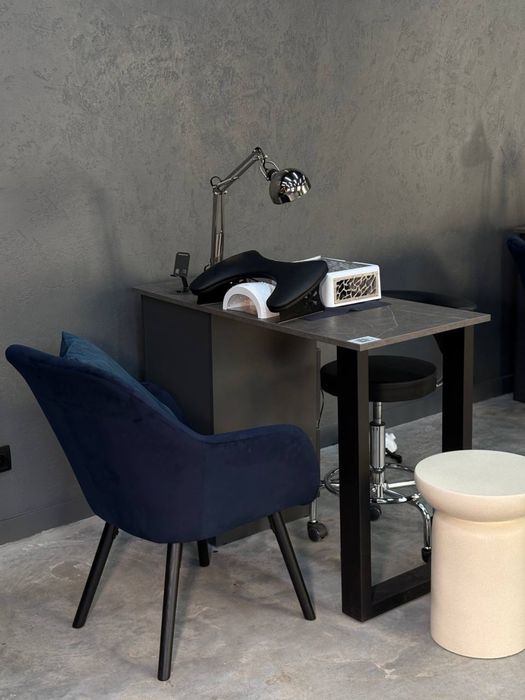 Аренда робочого місця МАНІКЮР/ПЕРУКАР