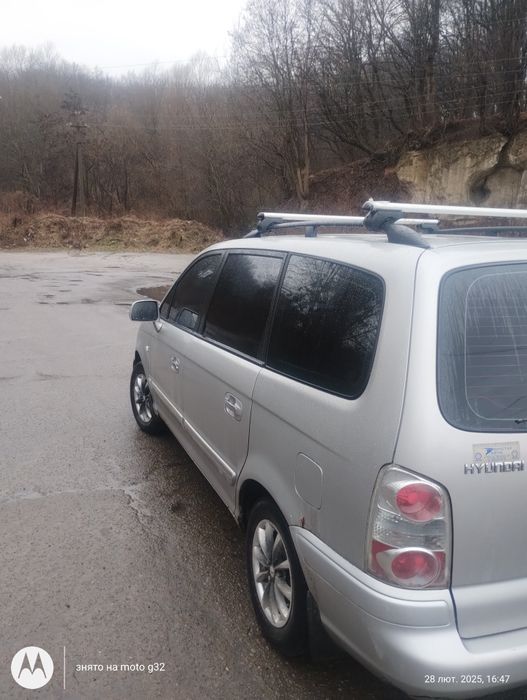Мінівен hundai trajet 7місць