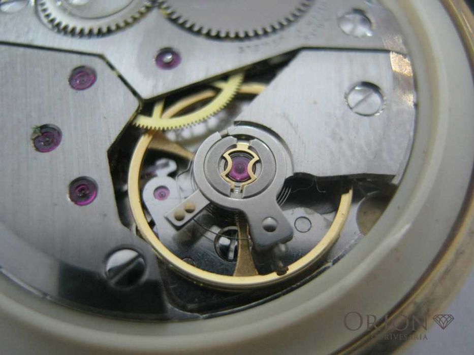 Edox mecânico de corda manual (1990`s)