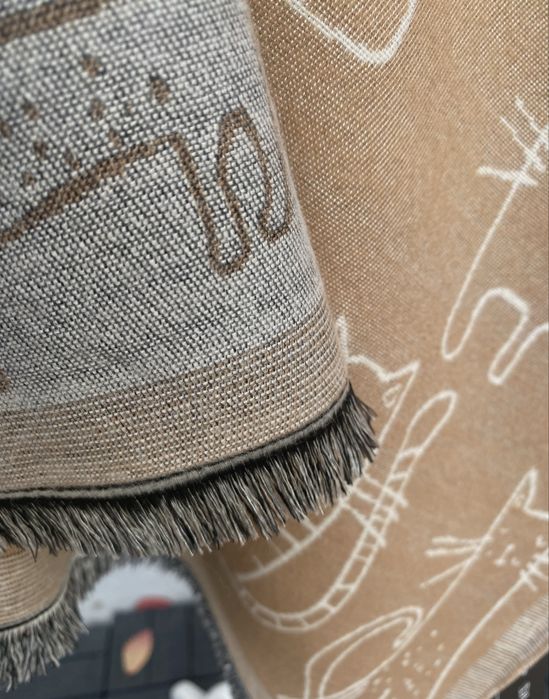 Dwustronny szal z kotkami 20% wełna