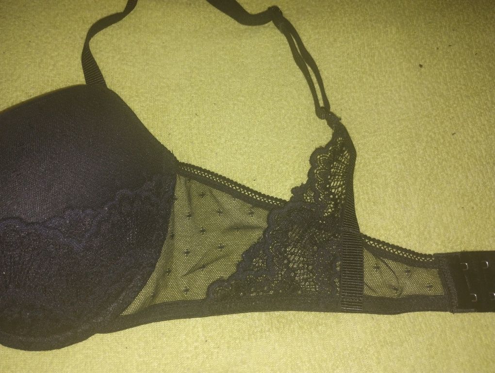 Stanik czarny Gatta 70 E push up  nowy.