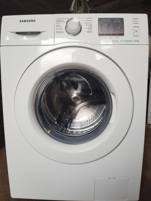 Máquina de lavar roupa