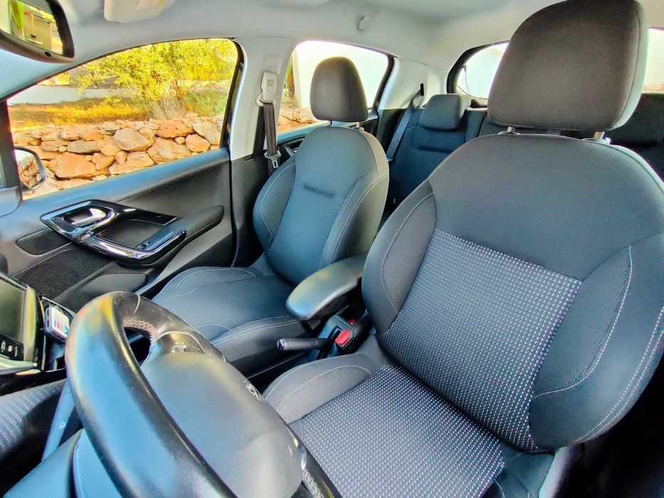 Peugeot 208 1.6 BlueHDi 2015
