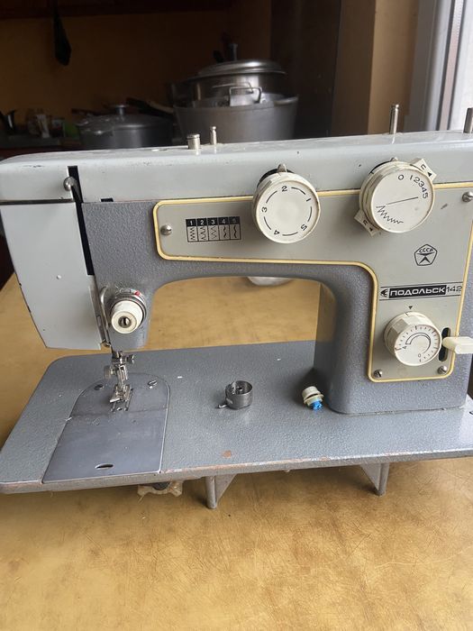 Швейна машина чайка 142  радянських часів