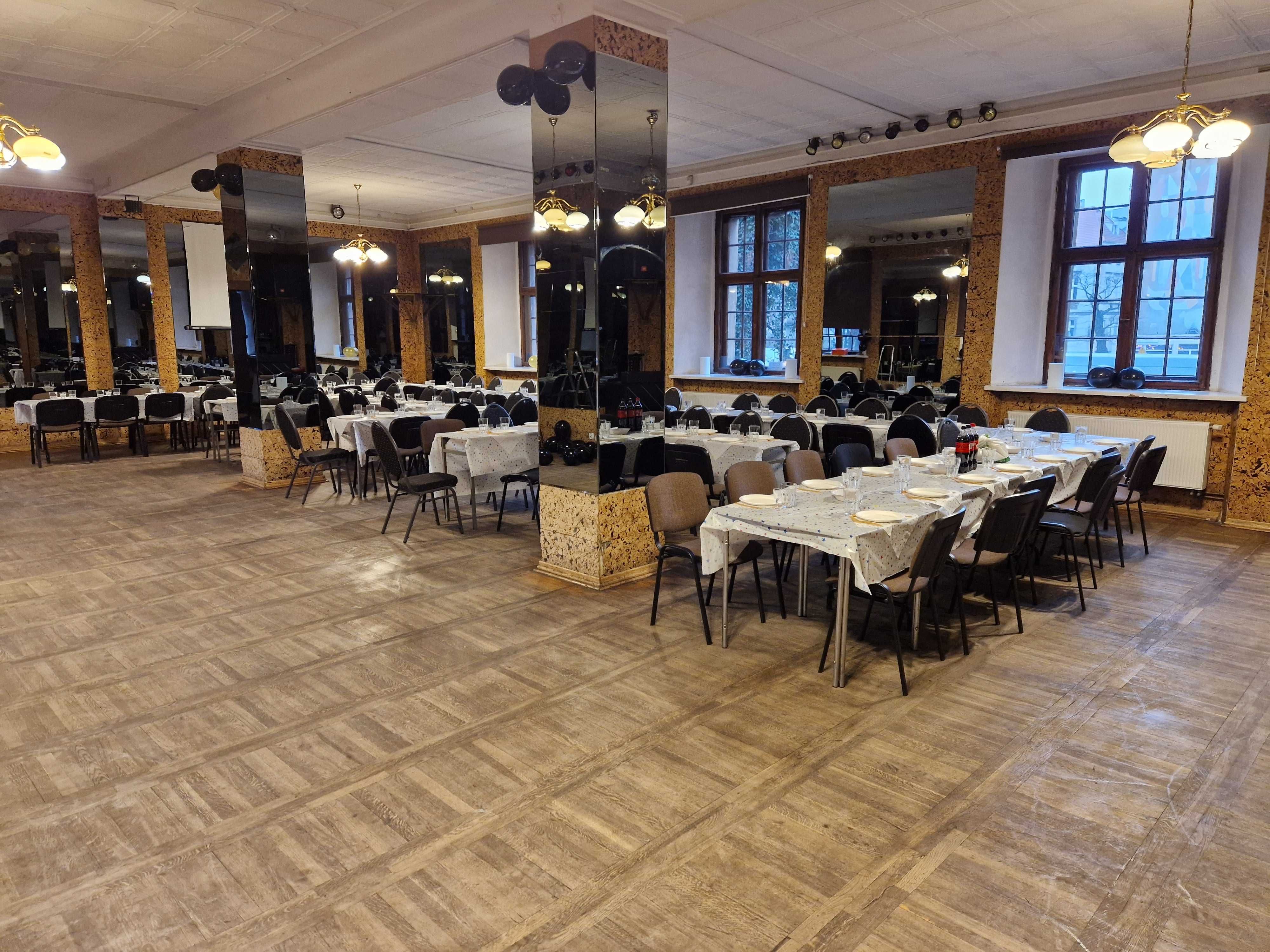 Sala lustrzana, imprezy okolicznościowe