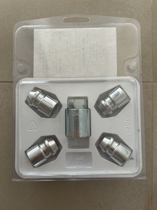 Nakrętki zabezpieczające McGard 24195SU