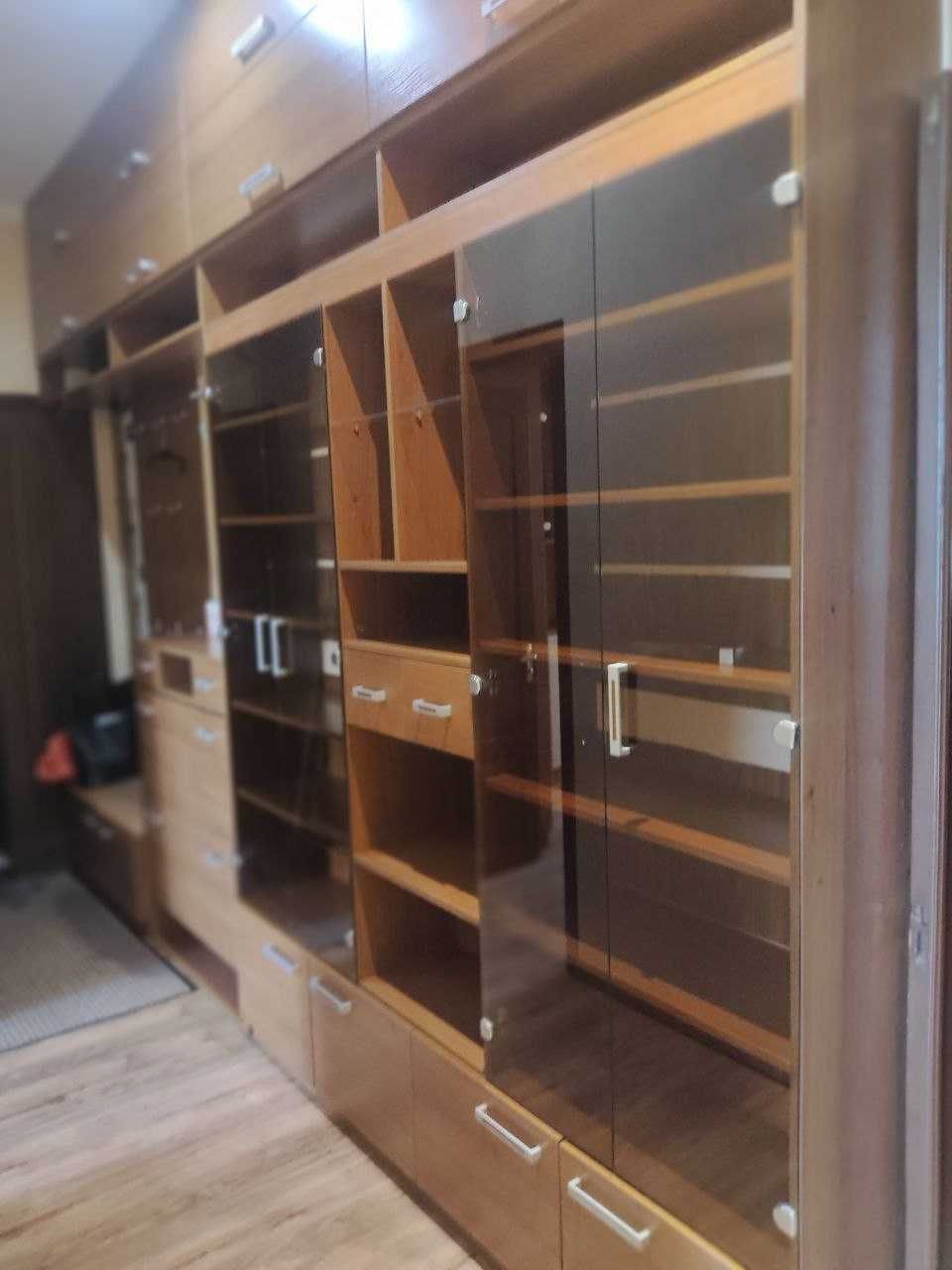 Продам 2-к. кв.в центрі, Центр. парк. Іподром. 56 м2, ремонт