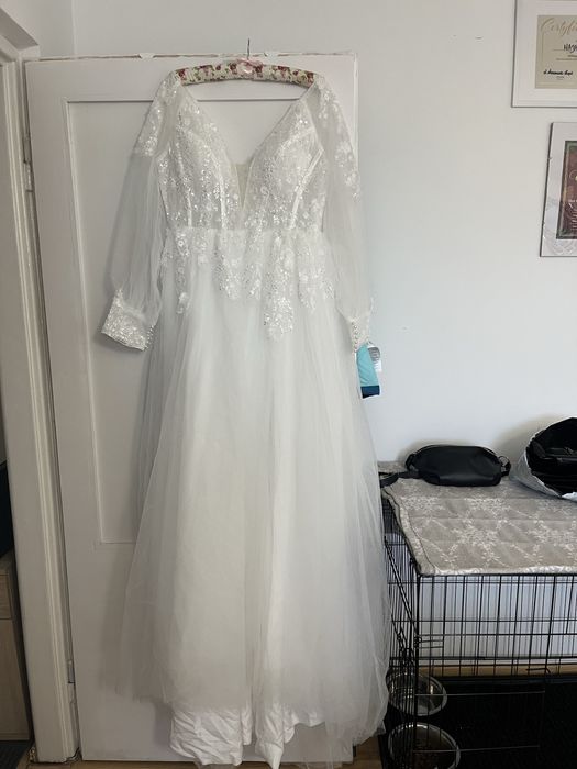 Suknia ślubna długi rękaw