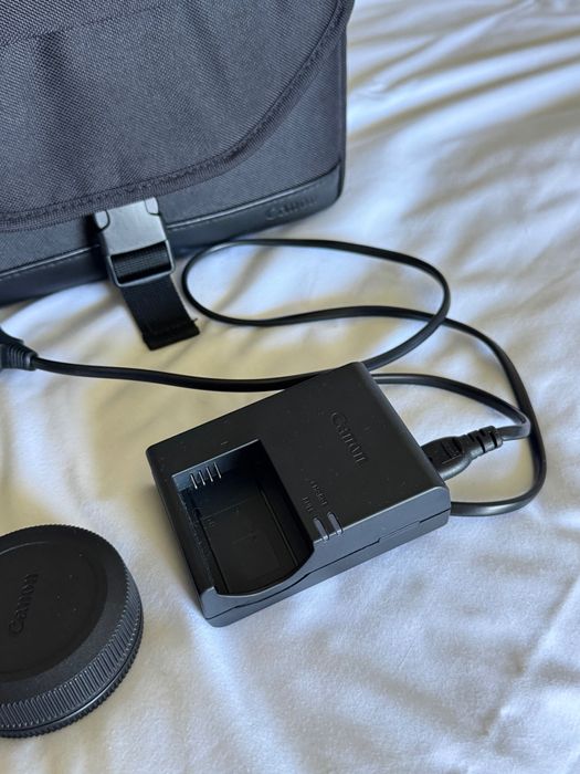 Canon Eos R50 - Máquina Fotográfica