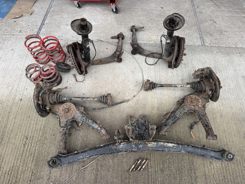 Zawieszenie komplet bmw e30 325 ABS tarcza gruba laga