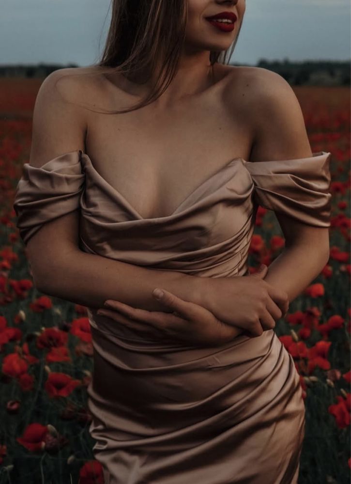 Сукня Oh Polly атлас