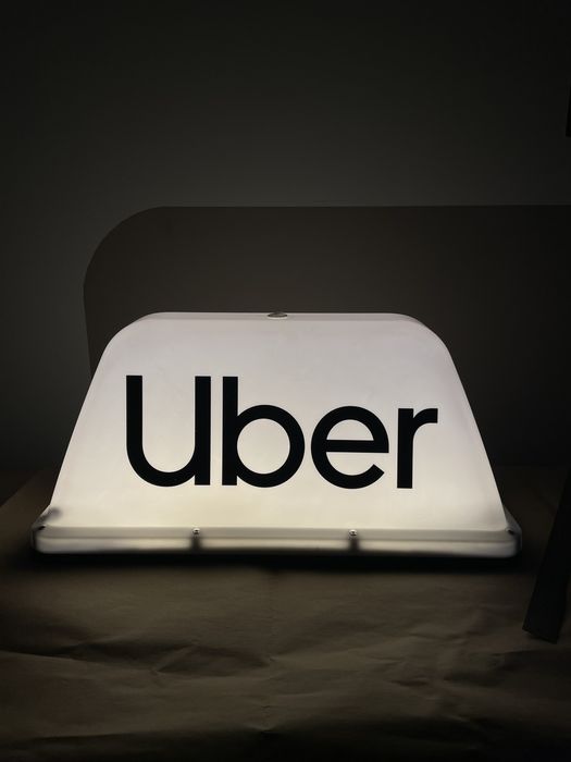 Lampa nocna taxi uber