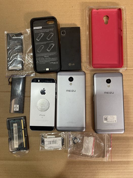 Телефони на запчастини