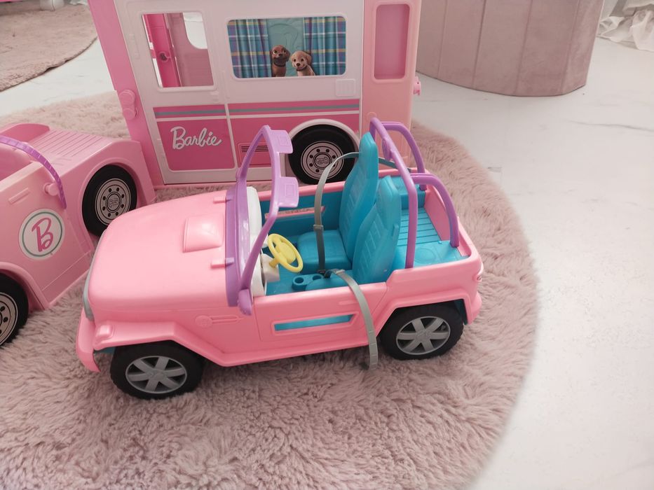 Camper Barbie plus gratis